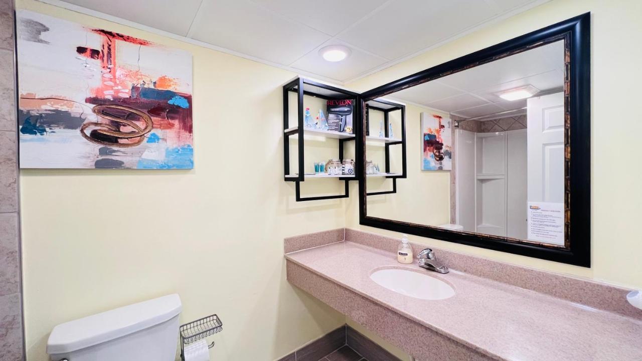 New ! Unique Oceanfront Condo At Ocean Reef Resort-Free Parking - Amazing Pools Миртъл Бийч Екстериор снимка