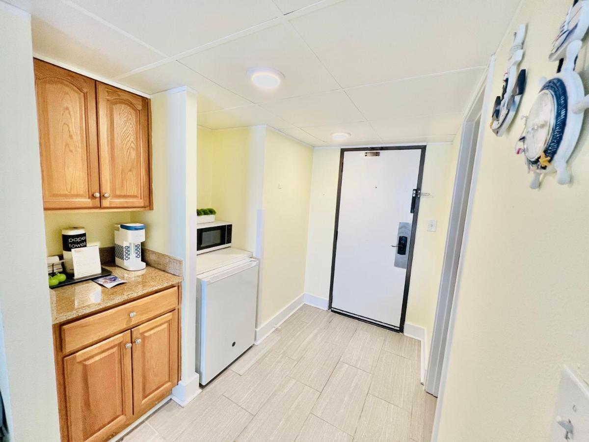 New ! Unique Oceanfront Condo At Ocean Reef Resort-Free Parking - Amazing Pools Миртъл Бийч Екстериор снимка